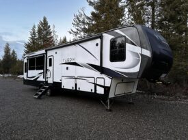 2021 Dutchmen Yukon 400RL