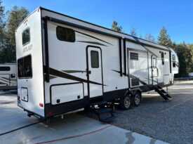 2021 Dutchmen ATLAS 3602LFKB