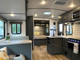 2022 Keystone Bullet Ultra Lite 290BHS