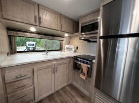 2023 COACHMEN CATALINA LEGACY EDITION 263 FKDS
