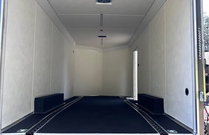 
								2025 Haulmark 8.5×20 7’6″ Height Finished Interior Slant V-Nose Trailer full									