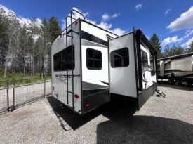 2022 Grand Design Reflection 367BHS