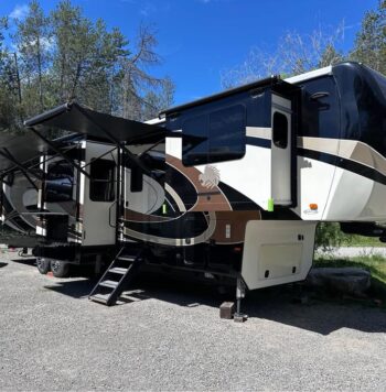 For sale 2019 Heartland landmark 365 lafayette