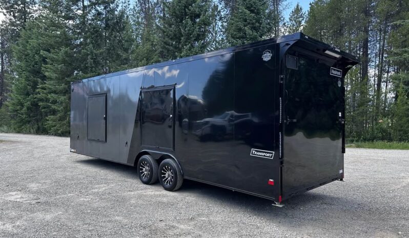 2025 Haulmark 8.5×28 7’6″ tall trailer w/ 2x escape doors, backup camera, battery
