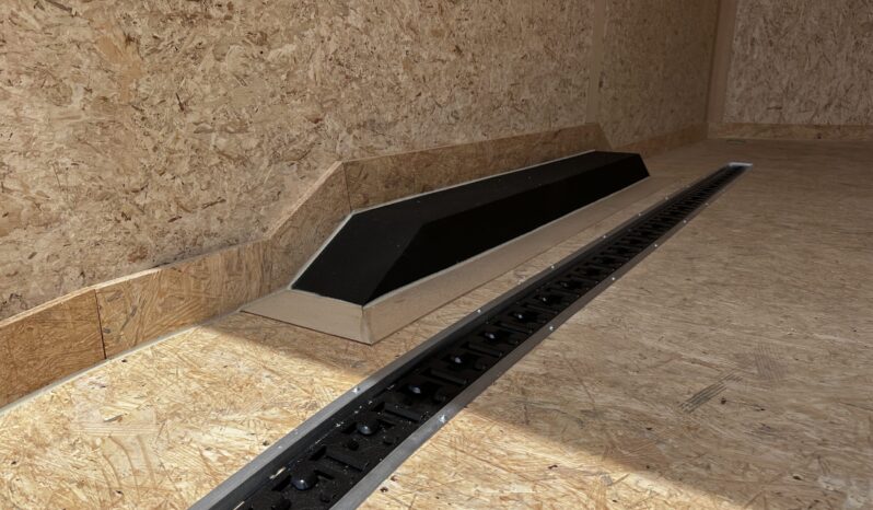 
								2025 Haulmark Transport 8.5×16  7′ Height Drive-over Fenders Trailer full									