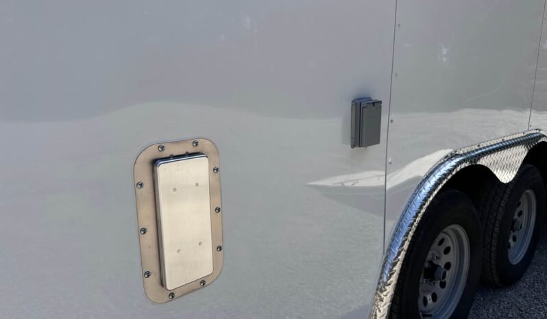 
								2025 Diamond Cargo Overlander Off-Road 8.5×16 Multi-Purpose Hauler Trailer full									