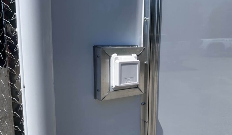 
								2025 Diamond Cargo Overlander Off-Road 8.5×16 Multi-Purpose Hauler Trailer full									