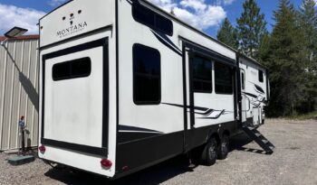 
										2023 Keystone Montana 335BH full									