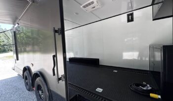 
										2026 Diamond Cargo 8.5×28 Car Trailer | Full Bath | Cabinets | AC | Awning | 50amp full									