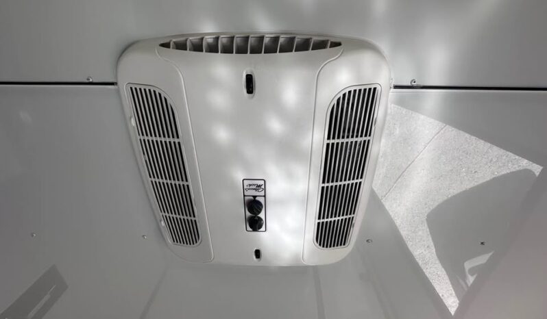 
								2026 Diamond Cargo 8.5×28 Car Trailer | Full Bath | Cabinets | AC | Awning | 50amp full									