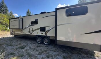
										2019 Rockwood Ultra Lite 2910SBD Bunk House|1.5 Baths|Dual Entry full									