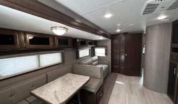 
										2019 Rockwood Ultra Lite 2910SBD Bunk House|1.5 Baths|Dual Entry full									