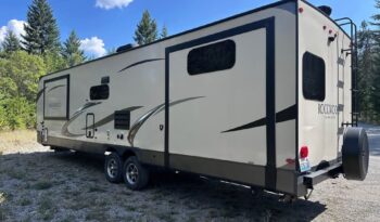 
										2019 Rockwood Ultra Lite 2910SBD Bunk House|1.5 Baths|Dual Entry full									