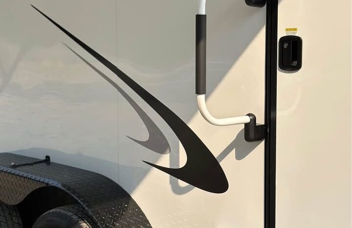 
								2026 Haulmark Nomad 7×16 V-Nose Camper/Toy Hauler Hybrid Trailer full									