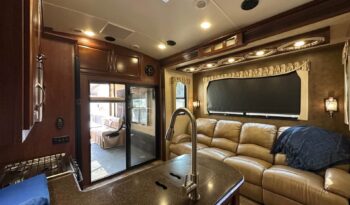 
										2015 Tesla 3212 Toy Hauler by Evergreen full									