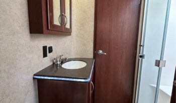 
										2015 Tesla 3212 Toy Hauler by Evergreen full									