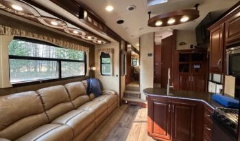 
										2015 Tesla 3212 Toy Hauler by Evergreen full									