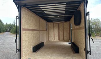 
										2026 Haulmark 8.5×18 Cargo Trailer | 90″ H | Beavertail | Phantom Trim full									