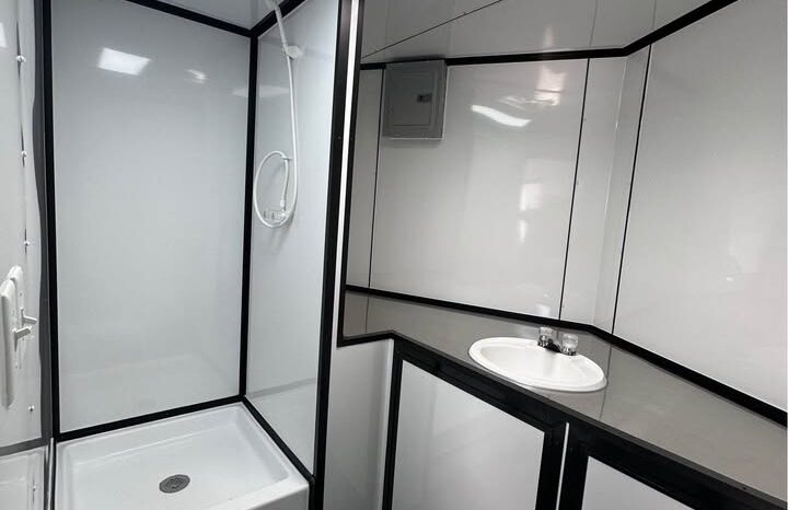 
								2026 Diamond Cargo 8.5×28 Race Car Trailer | Bathroom Pkg | AC | 50amp full									