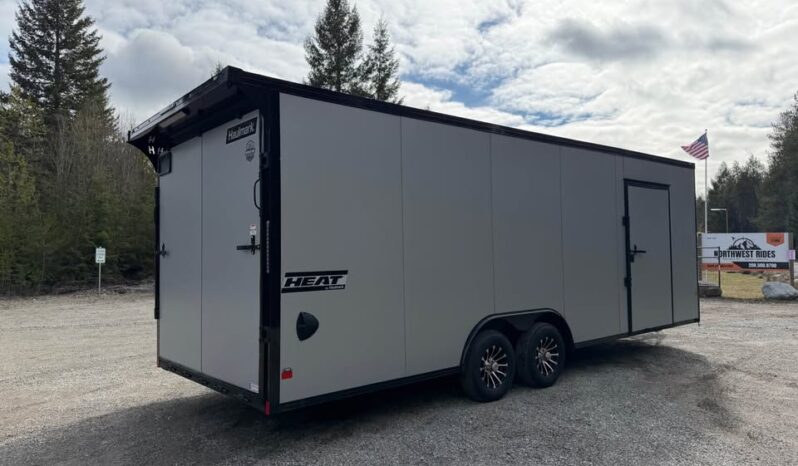 2026 Haulmark HEAT 8.5×24 Race Car Trailer | 7’6″ Tall | Finished Interior | Polycore Panels |