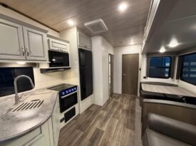 2023 Keystone Cougar 32BHS| Bunk Room | 1.5 Bath | Outdoor Kitchen | Sleeps 11!