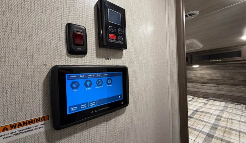 
								2023 Keystone Cougar 32BHS| Bunk Room | 1.5 Bath | Outdoor Kitchen | Sleeps 11! full									