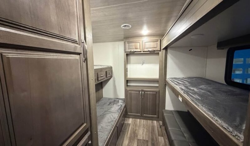 
								2023 Keystone Cougar 32BHS| Bunk Room | 1.5 Bath | Outdoor Kitchen | Sleeps 11! full									