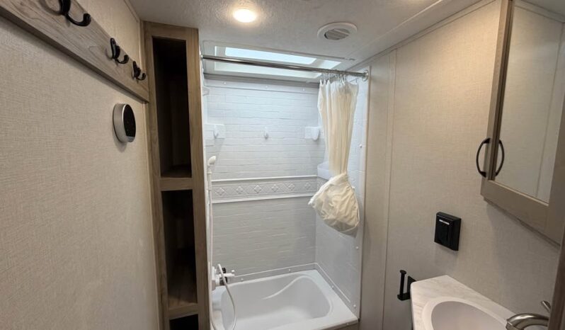 2024 COACHMEN CHAPARRAL 355FBX | 2BA 2 BD