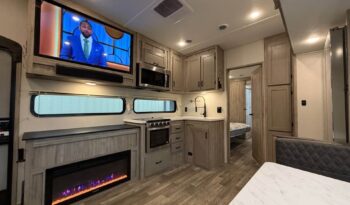 
										2024 COACHMEN CHAPARRAL 355FBX | 2BA 2 BD full									