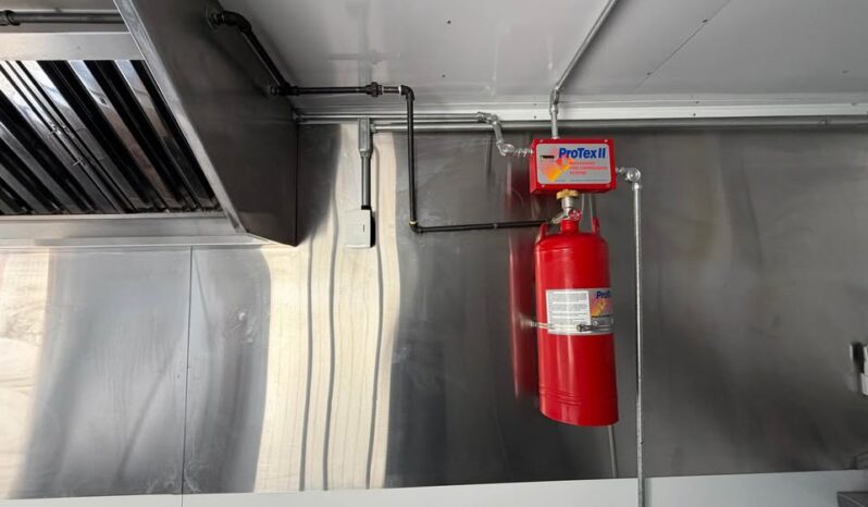 
								2025 Universal Food Trailer | Fully Equipped Kitchen | A/C full									