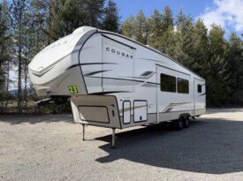 2023 Keystone Cougar 32BHS| Bunk Room | 1.5 Bath | Outdoor Kitchen | Sleeps 11!