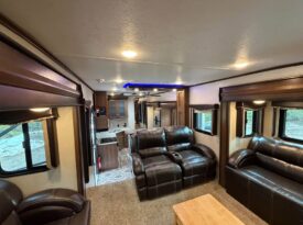 2018 Keystone Montana 380TH | Toy Hauler | Front Living