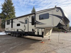 2018 Keystone Montana 380TH | Toy Hauler | Front Living