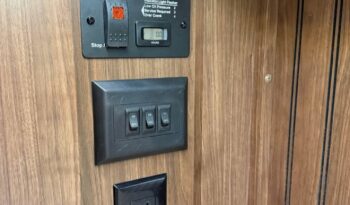 
										2018 Keystone Montana 380TH | Toy Hauler | Front Living full									