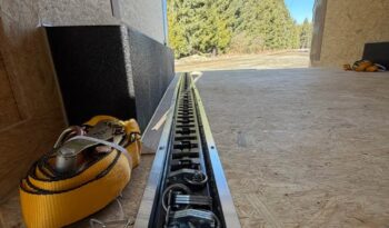 
										2026 Haulmark 8.5×18 SXS ATV Trailer | 7’6″ Tall | Polycore Panels | E-tracks full									