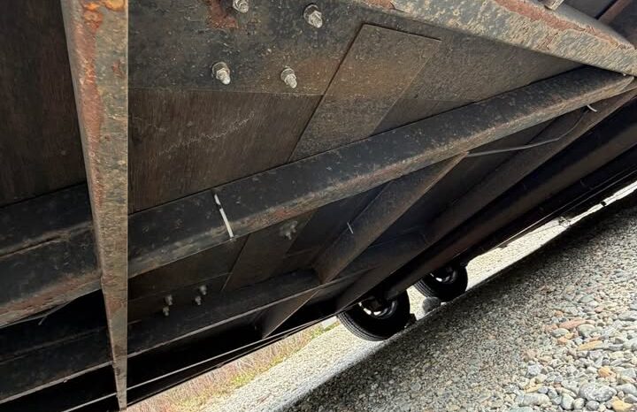 
								2007 Haulmark Low Hauler 7×14 Motorcycle Trailer full									