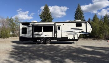 
										2023 Keystone High Country Montana 335BH | Bunk House | 1.5 Bath full									