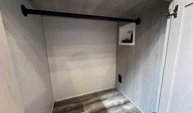 
								2023 Keystone High Country Montana 335BH | Bunk House | 1.5 Bath full									