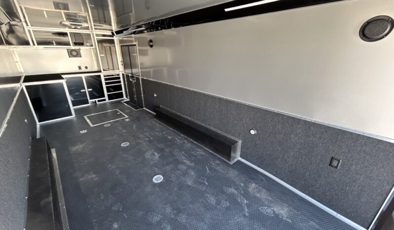 
								2025 Haulmark EDGE 8.5×24 Car Trailer | Finished Interior | A/C | Cabinets full									