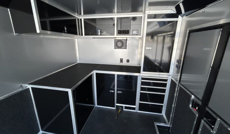 
								2025 Haulmark EDGE 8.5×24 Car Trailer | Finished Interior | A/C | Cabinets full									