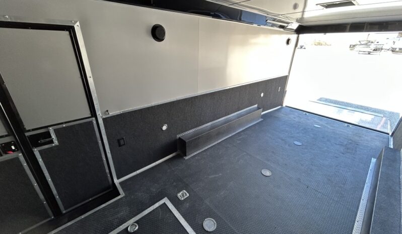 
								2025 Haulmark EDGE 8.5×24 Car Trailer | Finished Interior | A/C | Cabinets full									