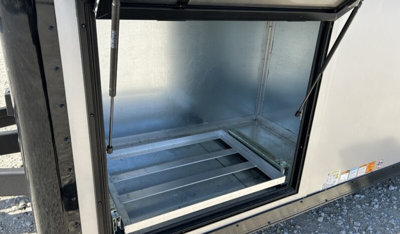 
								2025 Haulmark EDGE 8.5×24 Car Trailer | Finished Interior | A/C | Cabinets full									