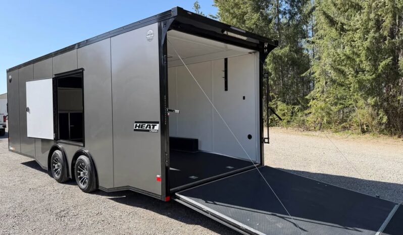 
								2026 Haulmark 8.5×24 Race Car Trailer | Extra Tall | 30 Amp | 5.2k Spread Axles | Wired for AC full									