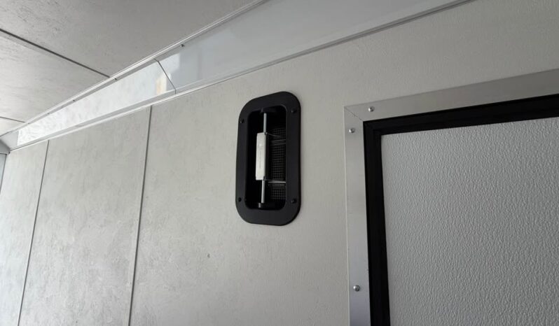 
								2026 Haulmark 8.5×16 UTV Trailer | DS Man Door | 90″ H | E-Tracks | 2k Rear Stab Jacks full									