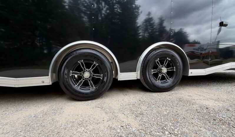 
								2025 Sundowner 8.5×24 All Aluminum Race Car Trailer | 5.2k Spread Axle | Electrical Pkg | Cabinets full									