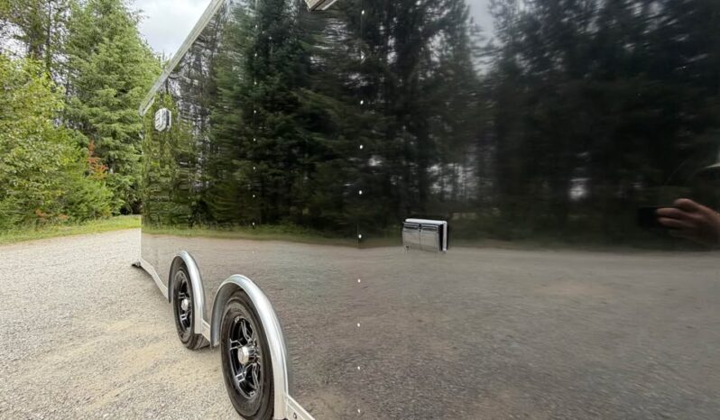 
								2025 Sundowner 8.5×24 All Aluminum Race Car Trailer | 5.2k Spread Axle | Electrical Pkg | Cabinets full									