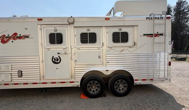 
								2002 Platinum Coach 3 Horse Trailer with Living Quarters (LQ) full									