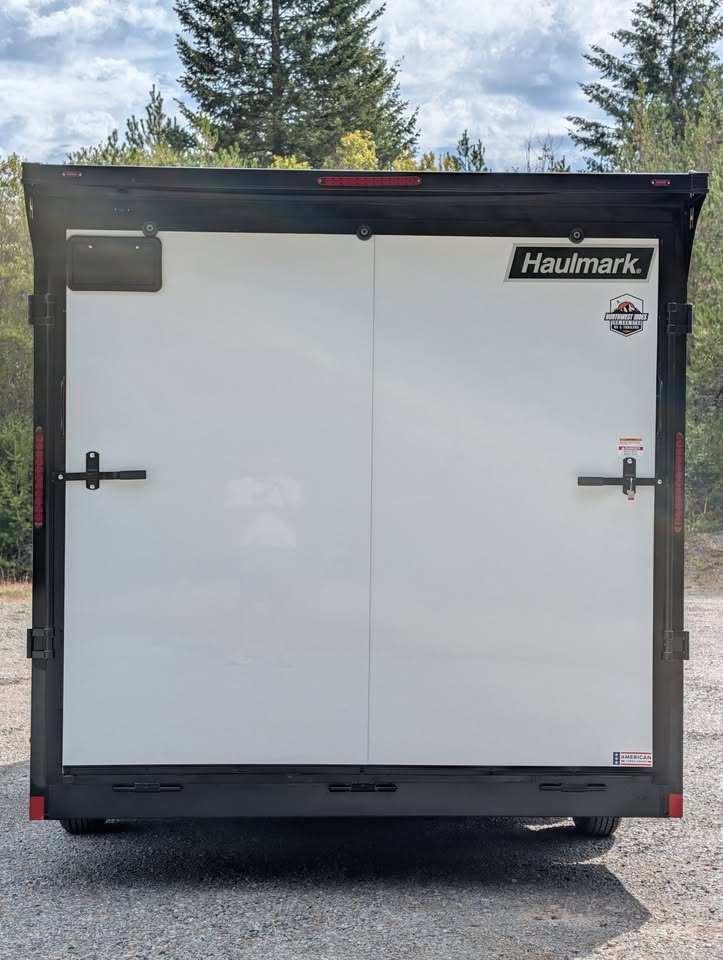 2027 Haulmark Transport 8.5×18 Car Cargo Trailer | 7’6″ Tall | Polybead Floor | Lifted 5.2k Torsion Axles - Image 4