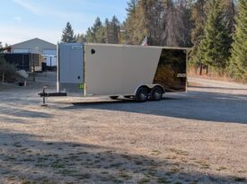 2027 Haulmark 8.5×20 Race Car Trailer | 30 amp | Cabinets | Rubber Flooring