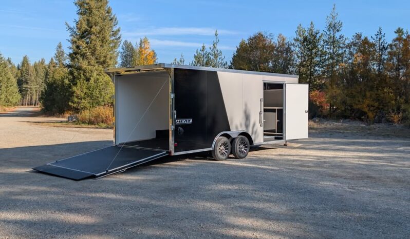 2027 Haulmark 8.5×20 Race Car Trailer | 30 amp | Cabinets | Rubber Flooring